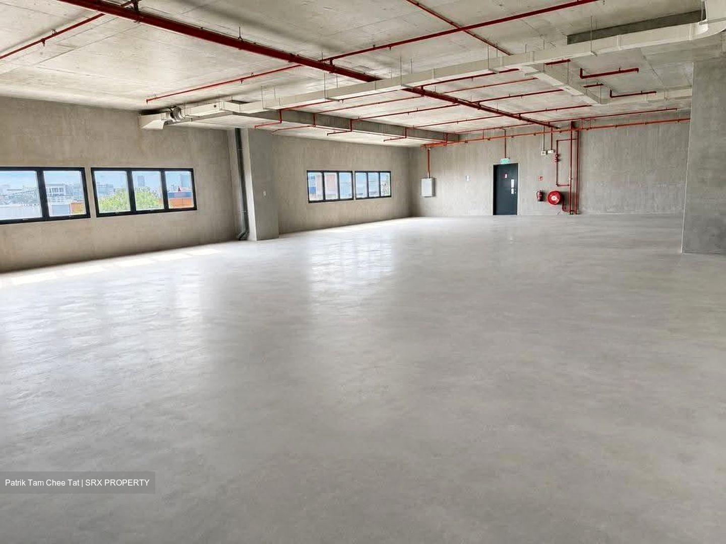 Pandan Road (D22), Factory #636418121